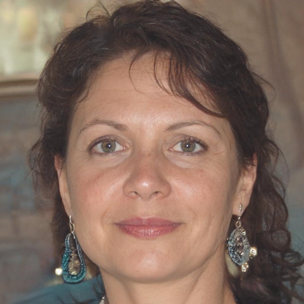 Darcy Pemberton, financial program graduate